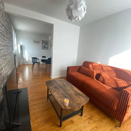 Spacieux Et Chaleureux - 4pers - Refait A Neuf - Parking Privatif - Proches Axes, Commerces Et Services - Check In 24-24 Apartment *